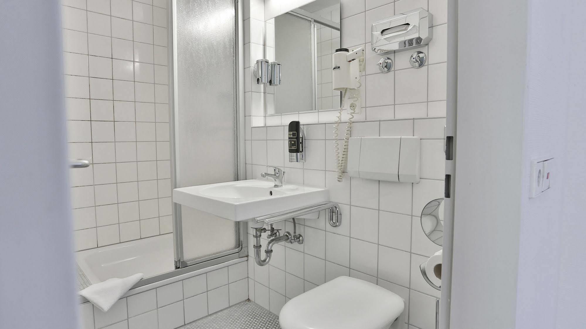 Hotel Maurer Karlsruhe Dış mekan fotoğraf